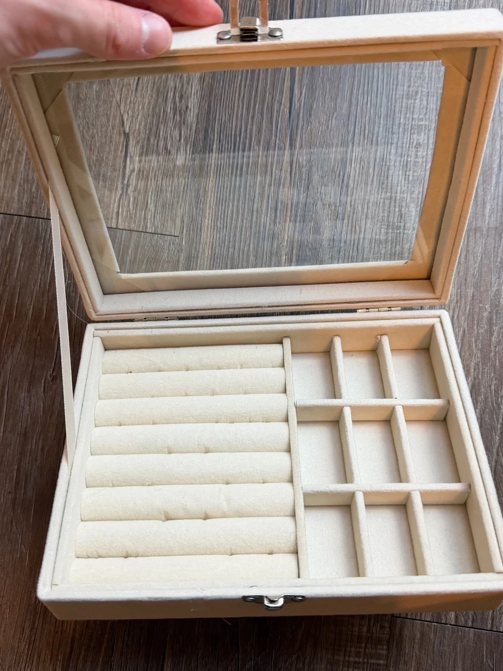 Cream Jewelry Organizer Box